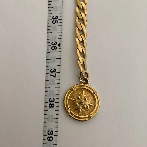 Vintage Gold Medallion Chain Belt Heavy Statement Medallion Curb Chain Vintage Gold Medallion Chain Belt Heavy Statement Medallion  main image 2